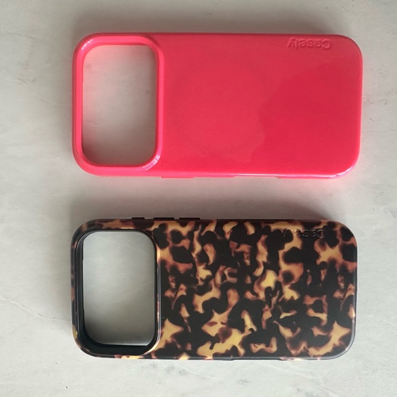 Set of 2 - Brand New Casely IPhone 17 Pro cases - Picture 1 of 4